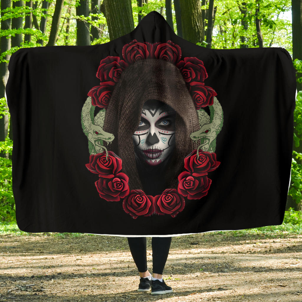 Skull Wreath Hooded Blanket - Hello Moa